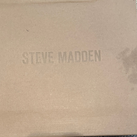 Steve Madden Women's Cognac Patent Platform Heels - Picture 8 of 9